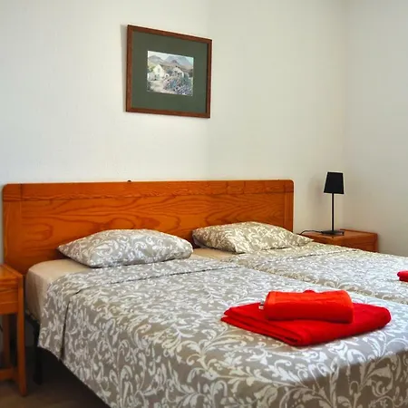 Nice One Bedroom In Optimist Apartmán